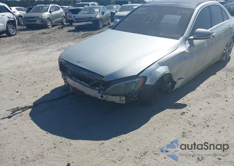 2016 Mercedes-Benz C 300 Luxury/Sport из США, поврежденный, VIN 55SWF4JB1GU166442